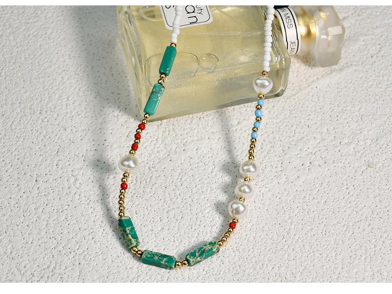Bohemian Agate Green Pearl Choker Necklace for Women – Handmade Semi-Precious Stone Jewelry