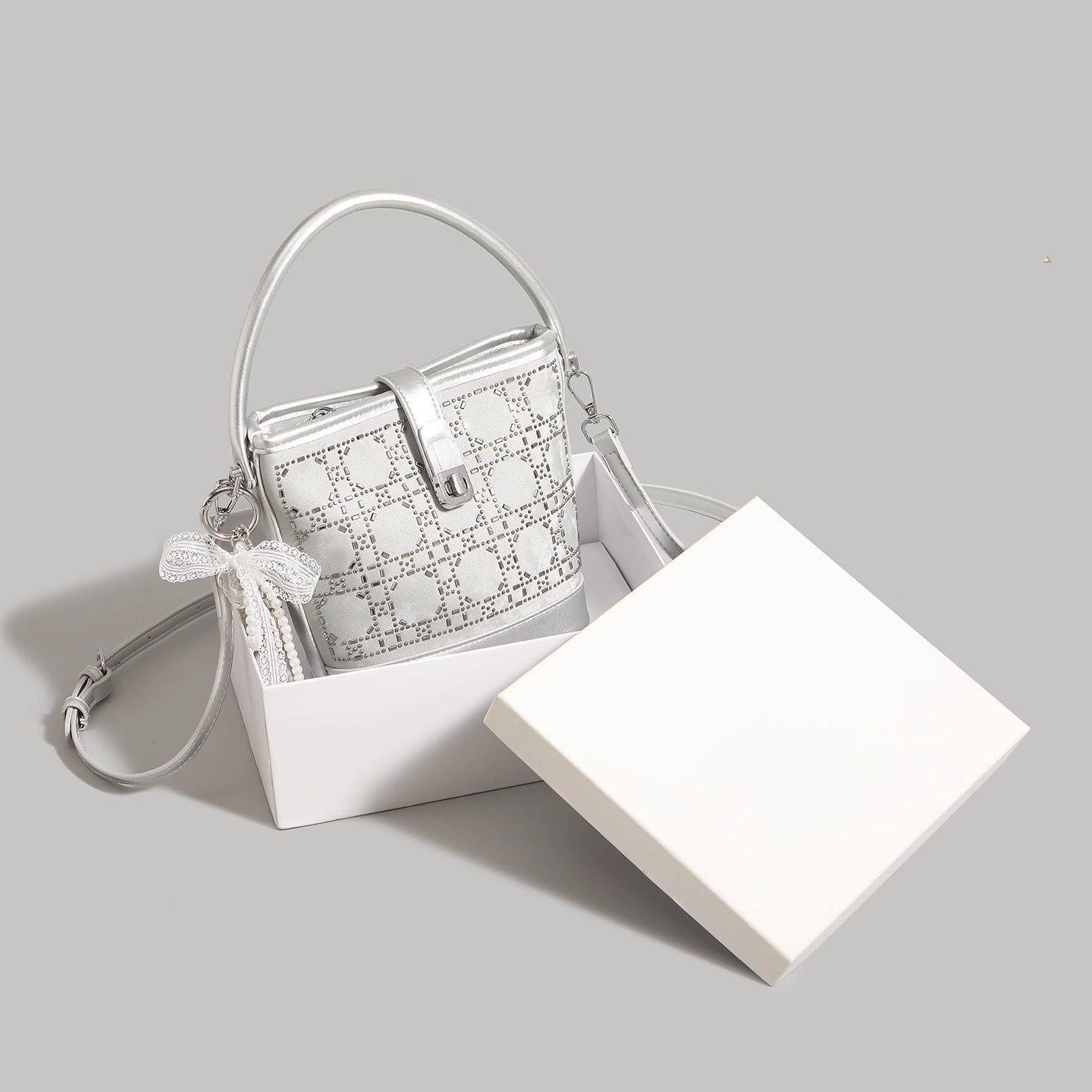 

Niche Sense 2025 Rhinestone Bucket Bag: Trendy, Versatile Crossbody Handbag for Women