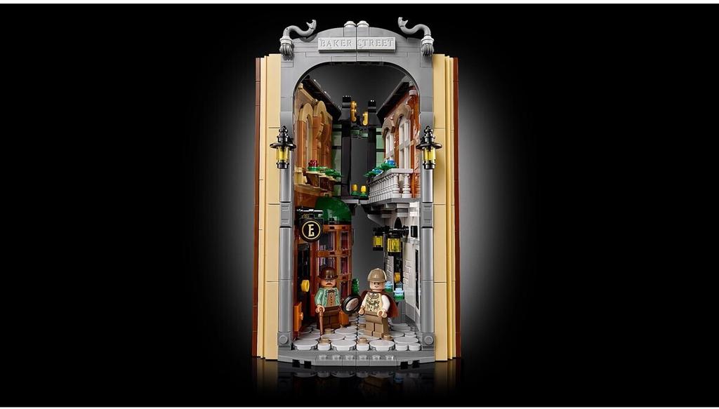 LEGO Constructor Walkie-talkie, Set Sherlock Holmes: Book Corner (10351)