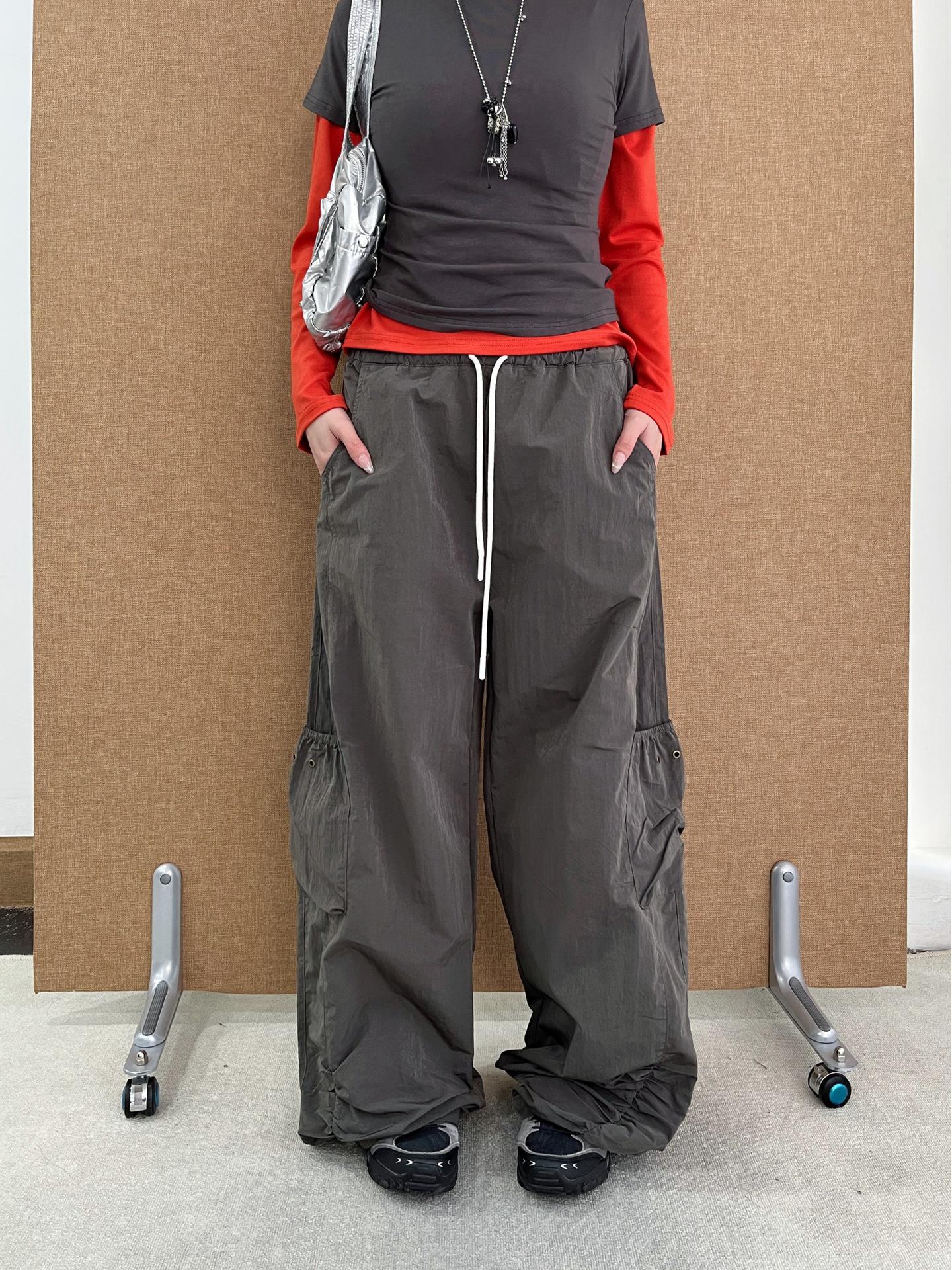 Women s Wide-Leg Parachute Pants - Straight, Loose Fit with Large Pockets M
