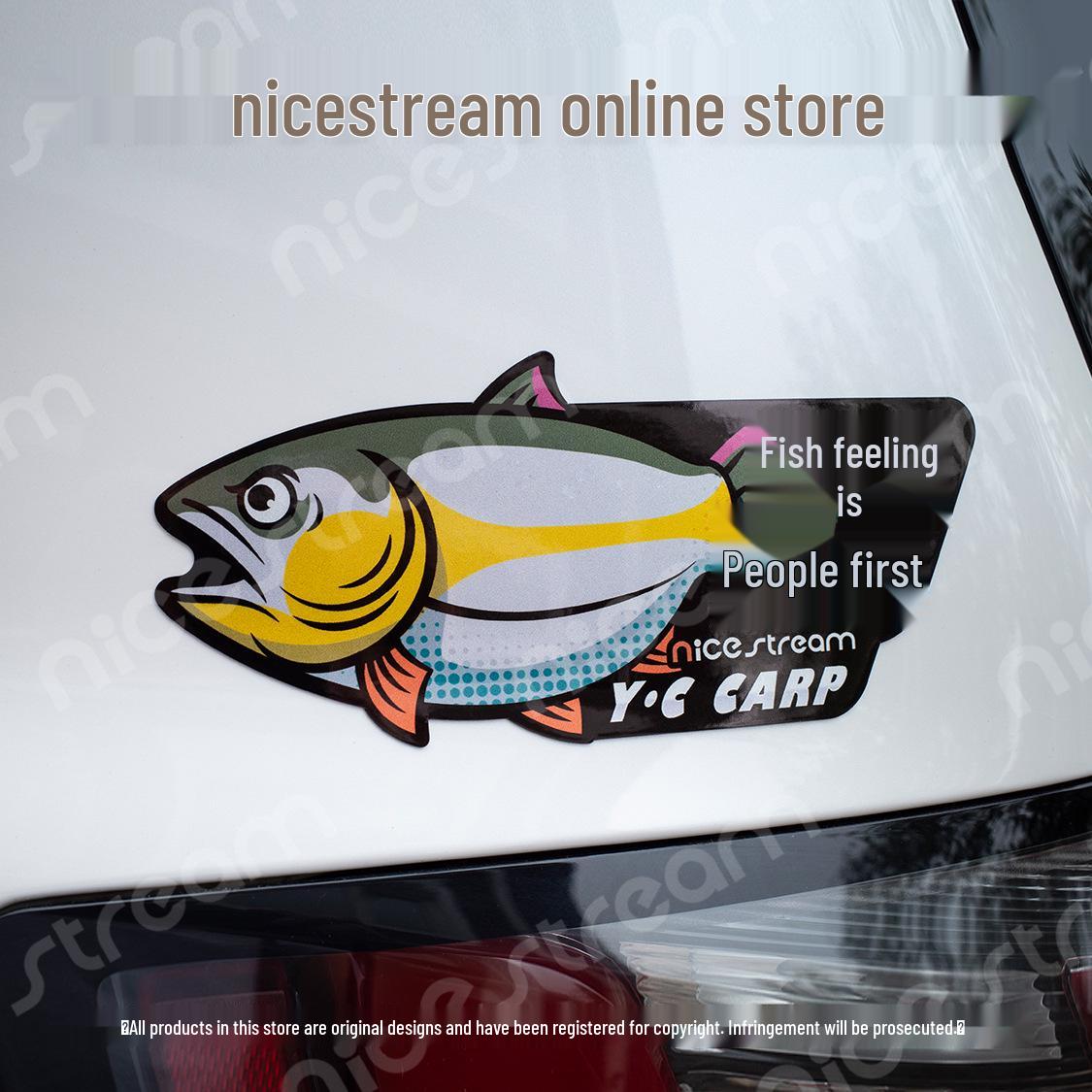 Светоотражающая магнитная наклейка-рыбка с шуткой - 20 см