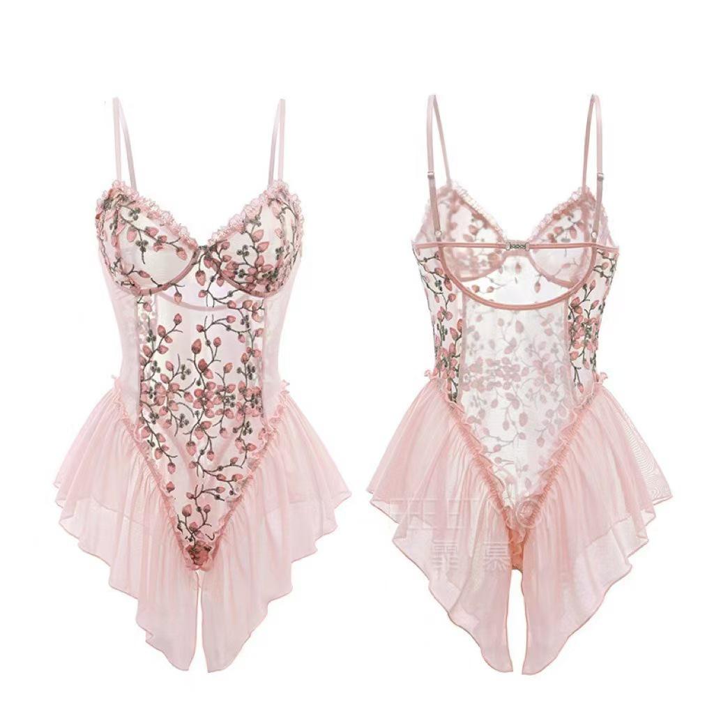 Pure Desire Lace Floral Open-Crotch Jumpsuit - Sexy Lingerie with Tempting Fragrance