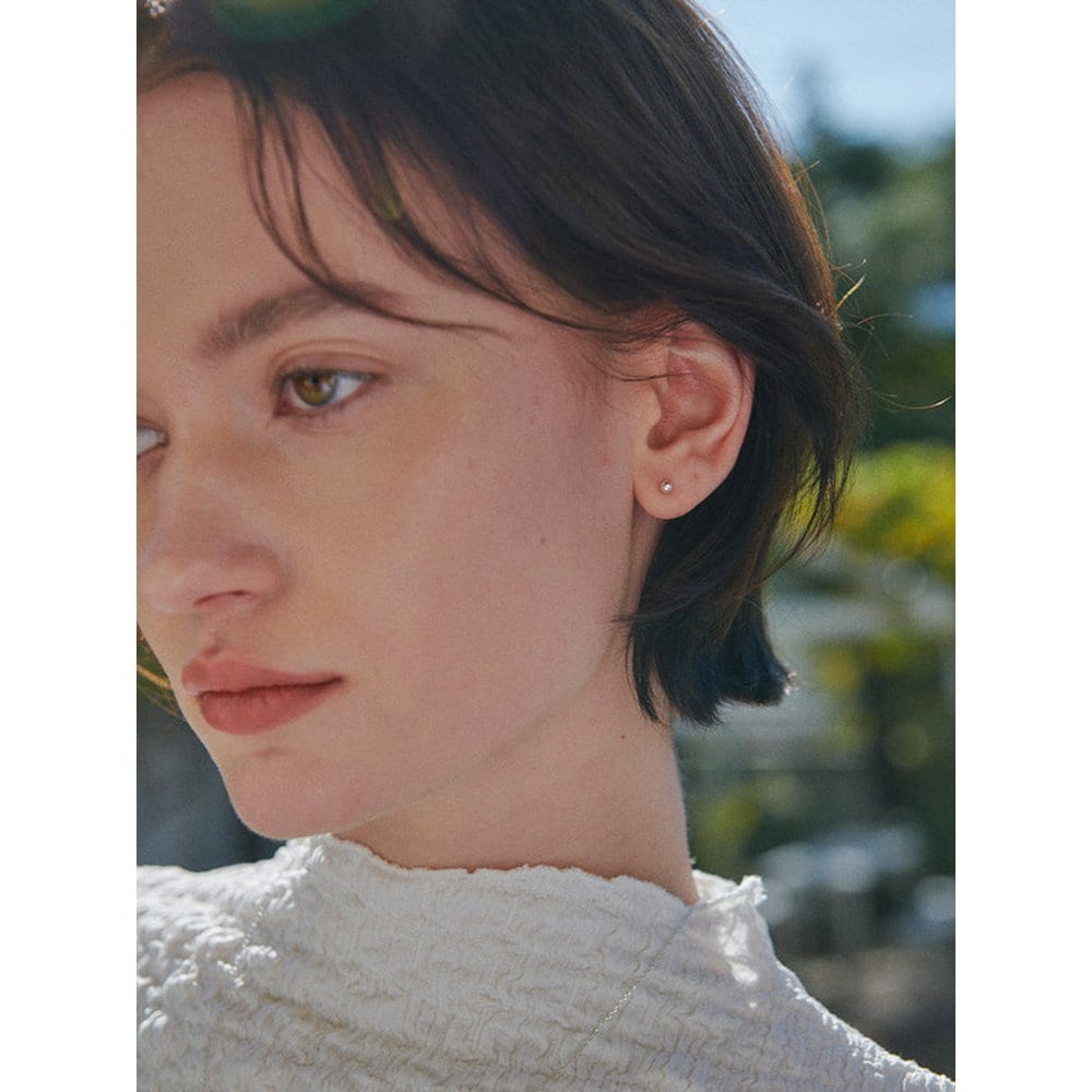 [925 Silver] Deux.Silver.163 / Haute Ball Earring (3Mm)