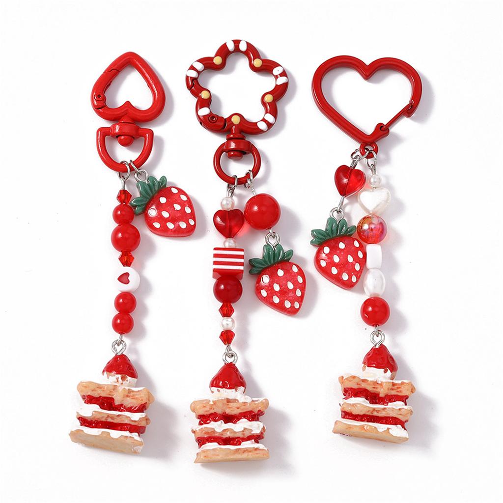 Strawberry Cake Charm Keychain With Beaded Heart Detail Stylish Bag Accessory Sweet Gift For Friend Alloy Resin Jewelry Decoration