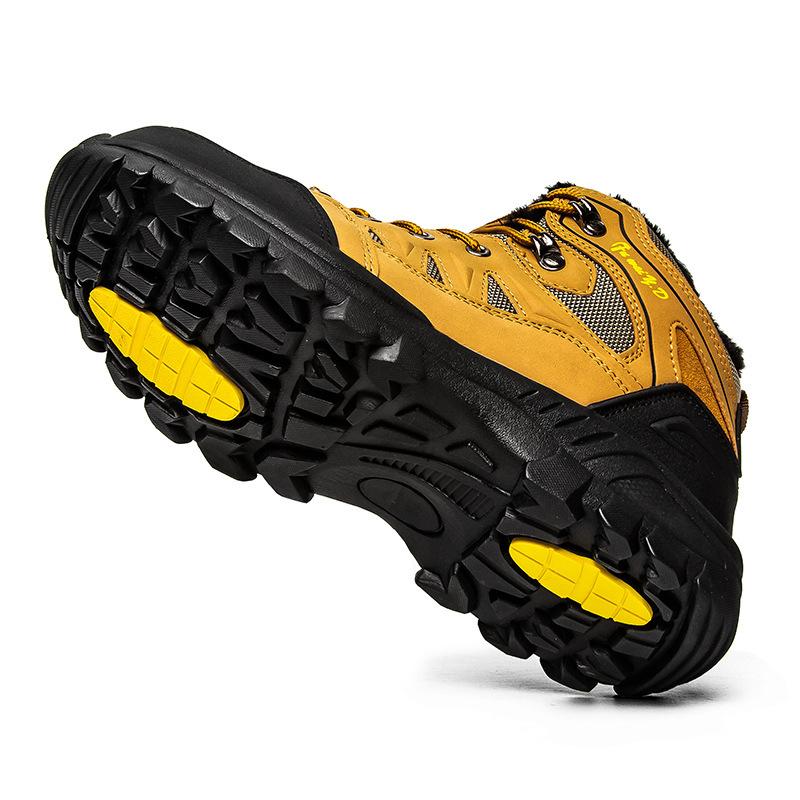 22 winter new couple Gaobang cotton shoes outdoor shoes velvet warm large size shoes hiking shoes sports shoes