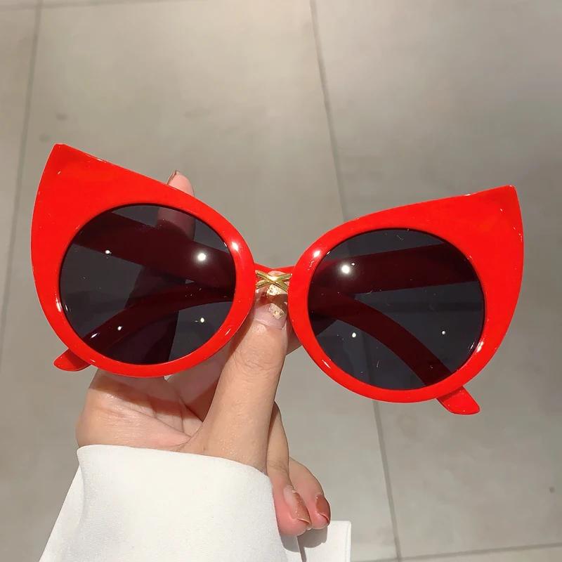 Oversized Cat Eye Women Sunglasses  New Cute Cat Ear Rim Gradient Shades Trendy Vintage Brand Design UV400 Eyewear