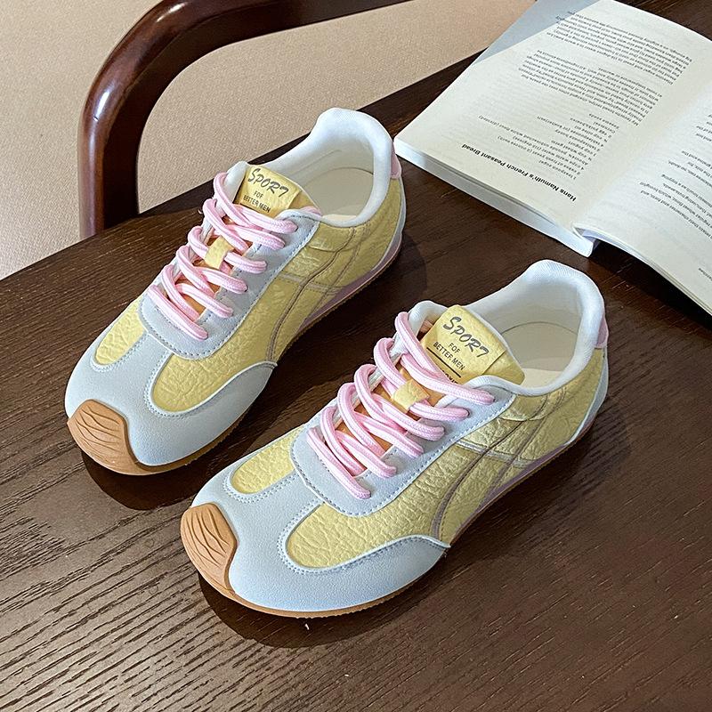 

Fashion moral training shoes women s 2025 spring new ugly cute flat-bottomed retro color matching Forrest Gump shoes soft-soled casual sports shoes 40 жовтий