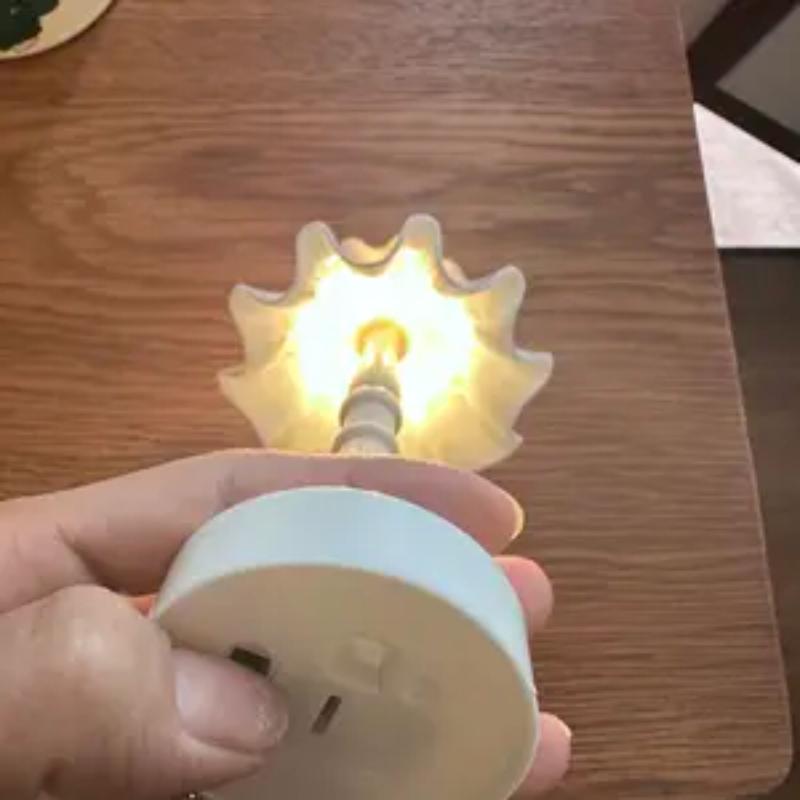 1Pcs Mini Dollhouse Retro Flower Lamp Creative Lily Of The Valley Lotus LED Night Light for DIY Fairy Garden Ornaments