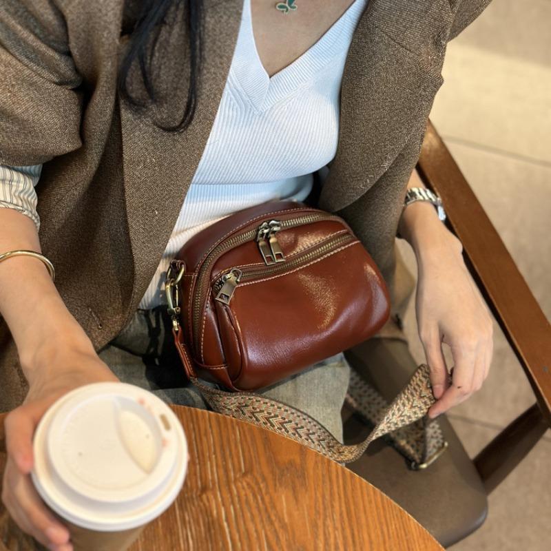 Leather Women's Bags, Small Bags, New High-end Textured Messenger Bags, Niche Versatile Mobile Phone Bags, Cowhide Shoulder Bags.