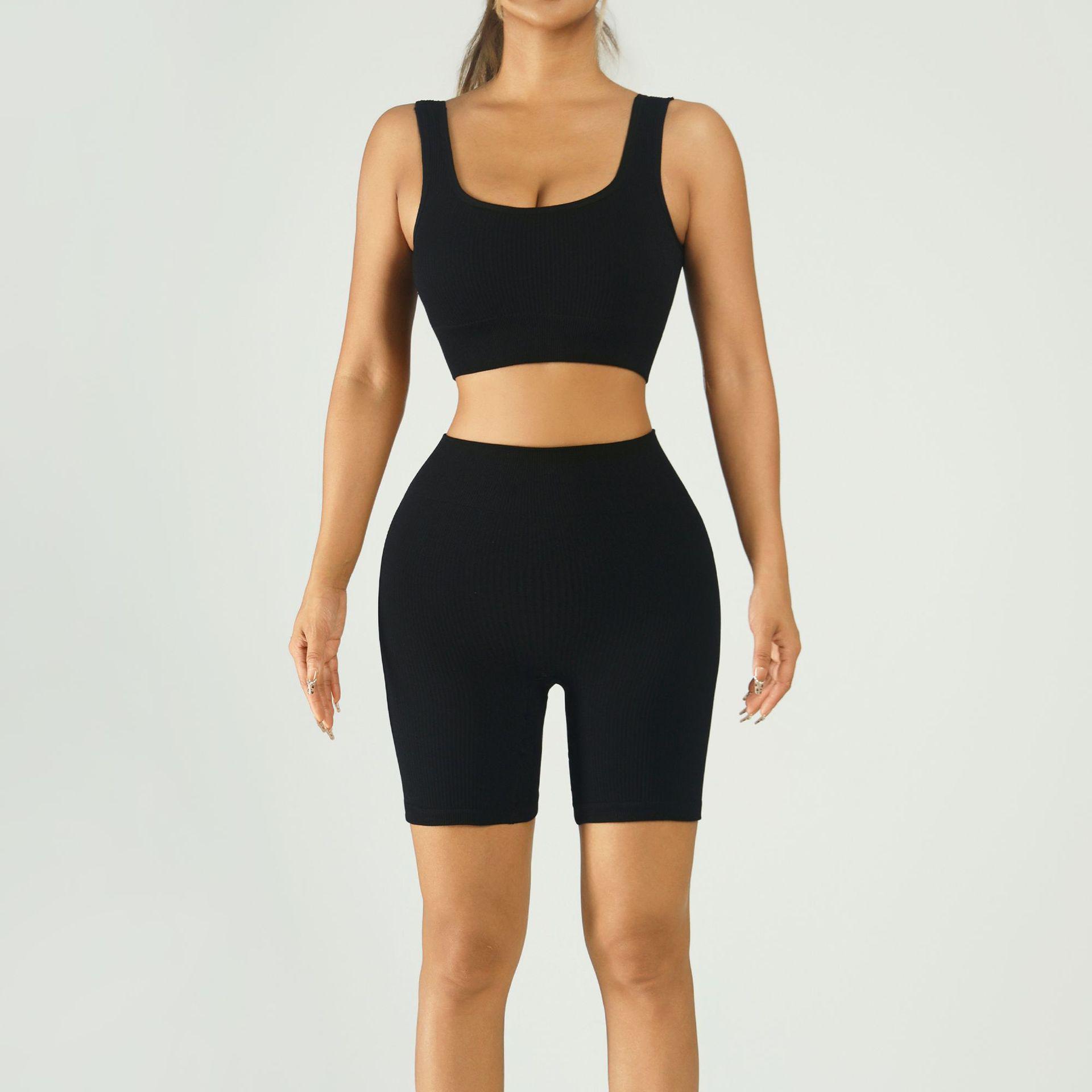 

Ribbed Band Outerwear: Tight-Fit Bra & High-Waisted Sports Shorts Yoga Set with Chest Pads - Quick-Dry Peach Fitnesswear. Extra Large