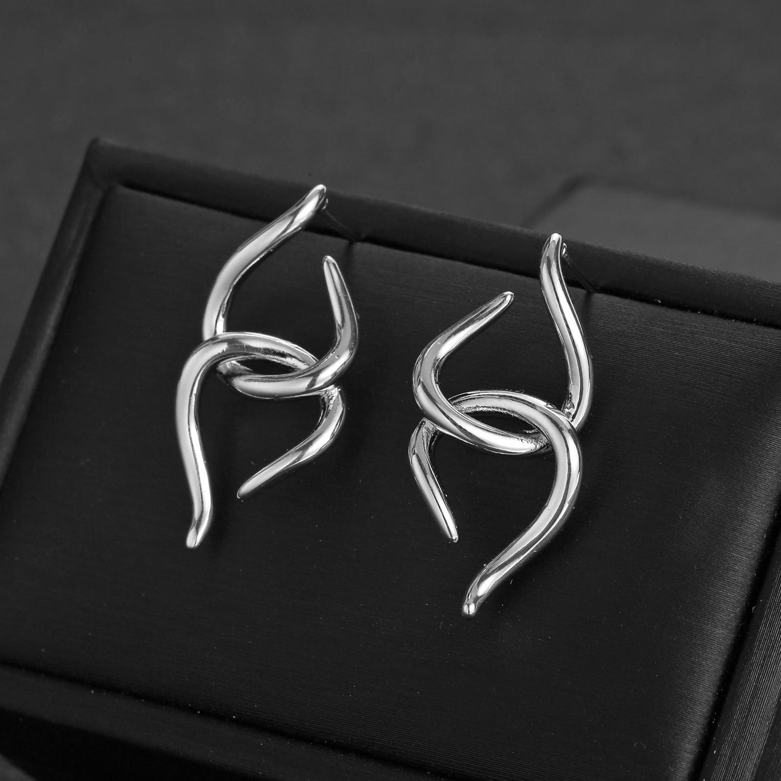 

Модні ювелірні мідні сережки для жінок срібний