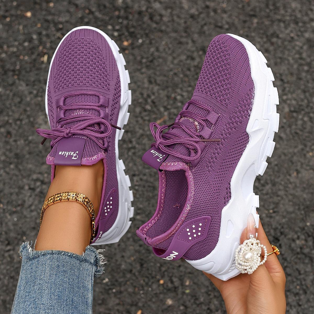 

2025 Новые женские кроссовки для бега и ходьбы Летние женские дышащие легкие теннисные туфли кроссовки дышащая модная женская обувь 41