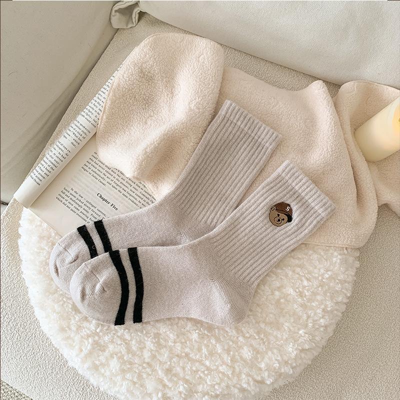 Autumn and Winter Socks: Women's Embroidered Bear Wool Socks, Thickened Warm Striped Cartoon Mid-calf Pile Socks