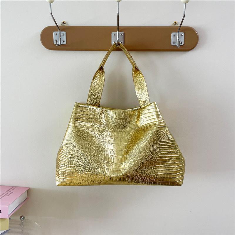 Trendy Bags Large Capacity Tote Bag for Women Fashionable Purse and Handbags Versatile Women Shoulder Bags