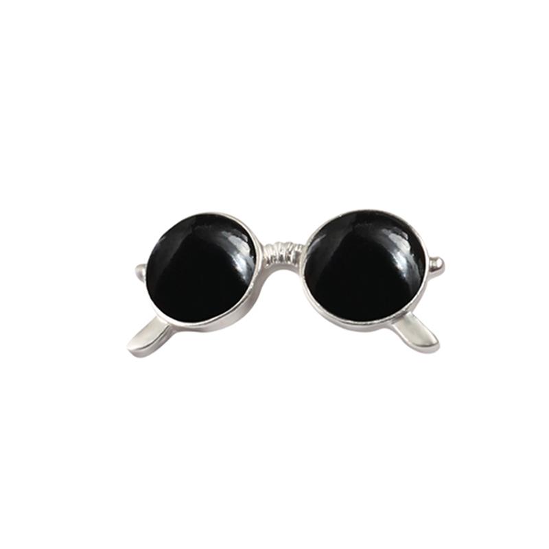 Summer Beach Sunglasses Brooch Fashion Personality Enamel Pins for Vacation Girl Women Backpack Hat Lapel Pin Jewelry Decoration