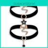 Halsband & Hängen – Chokers