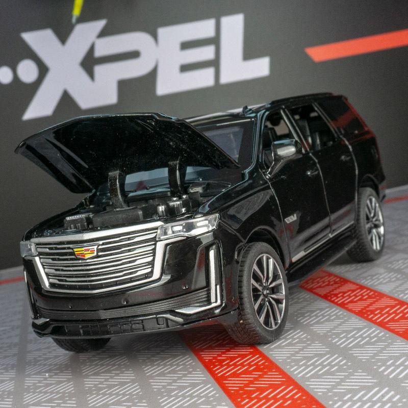 1:32 Cadillac Escalade SUV Alloy Car Diecast Model Computer Desktop Ornaments Trendy Decoration Childrens Toys Gift for Friends