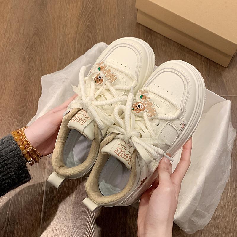 Rosa plattform sportssko damesko vår 2025 ny chic nisjedesign pustende student allsidige boardsko