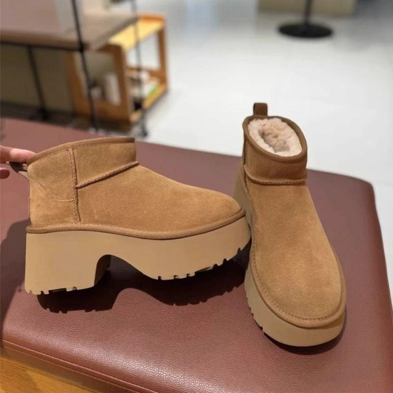 Thickened Snow Boots Women's 2025 New Thick-soled Cattle Anti-velvet Thickened and Fur Integrated Warm Cotton Shoes One Pedal
