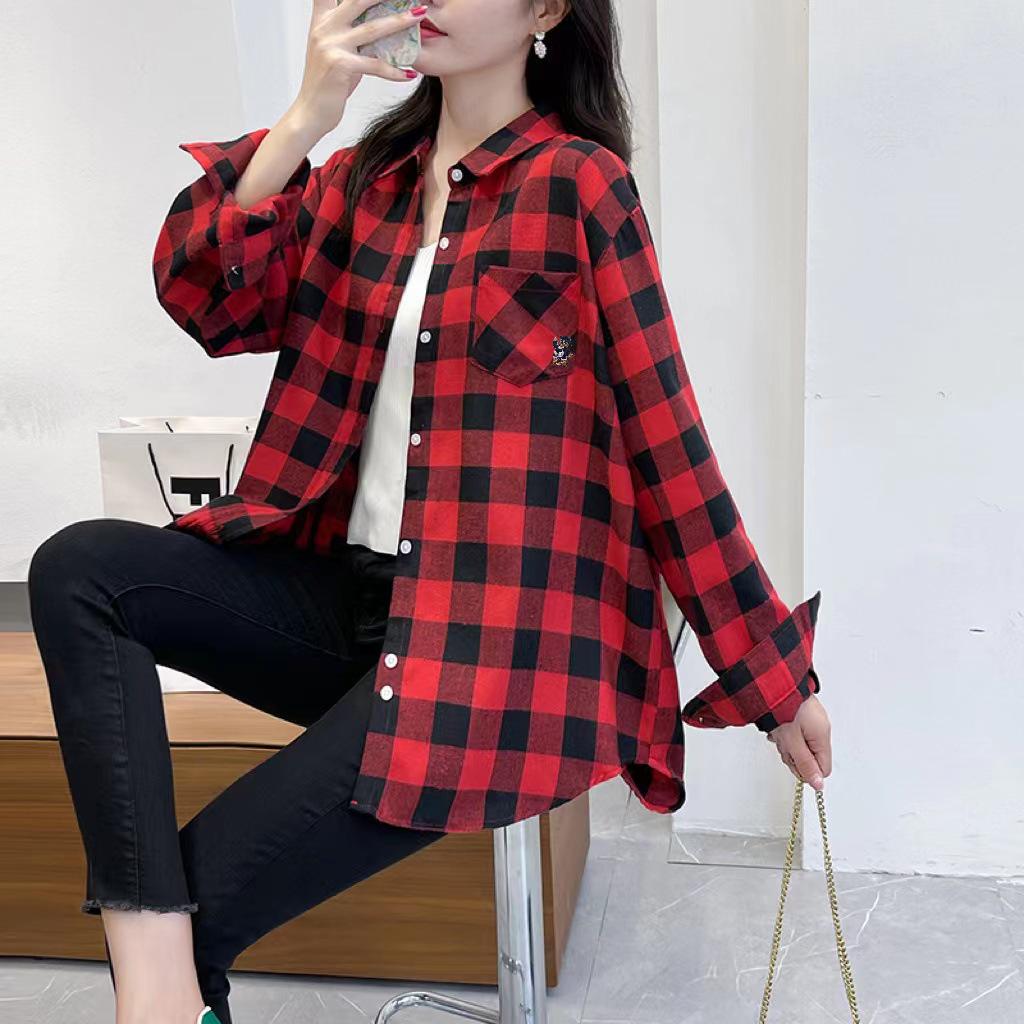 Women's Long Sleeve Plaid Shirt - Korean Style Loose Cotton, Mid-Length, Brushed Retro Jacket, Plus Size for Spring and Autumn.