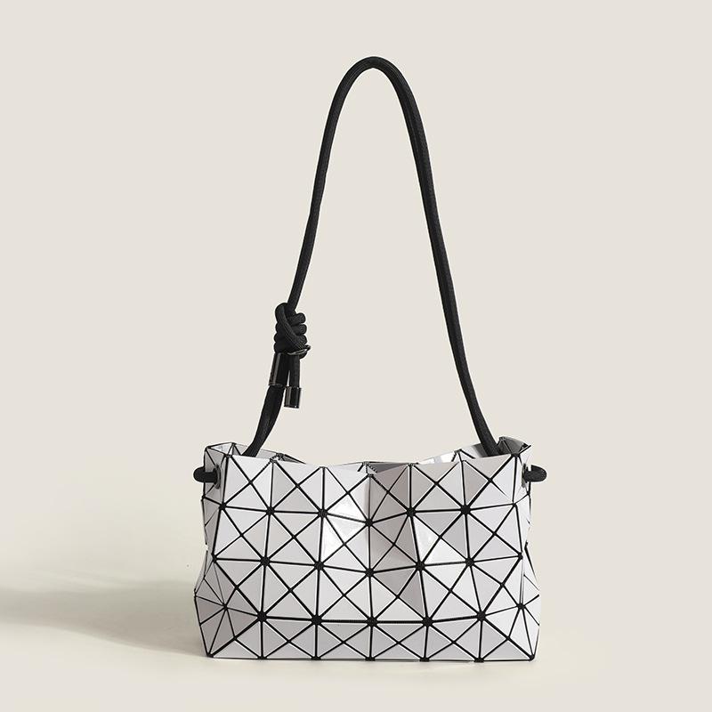 2026 Trendy Geometric Rhombus Women's Shoulder Bag: Fashionable, Simple Drawstring Design