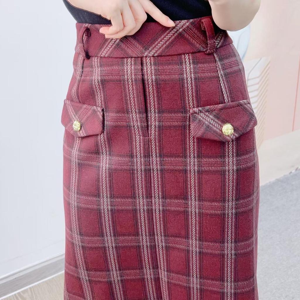 Spring 2026 Counter Collection: High-Waisted Plaid Wool Knee-Length Skirt 266/H6