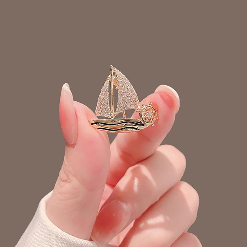 Brooch Men's and Women's Delicate and Small Sailing Pin Anti-light Fashion Accessories Sailing Suit Corsage Accessories