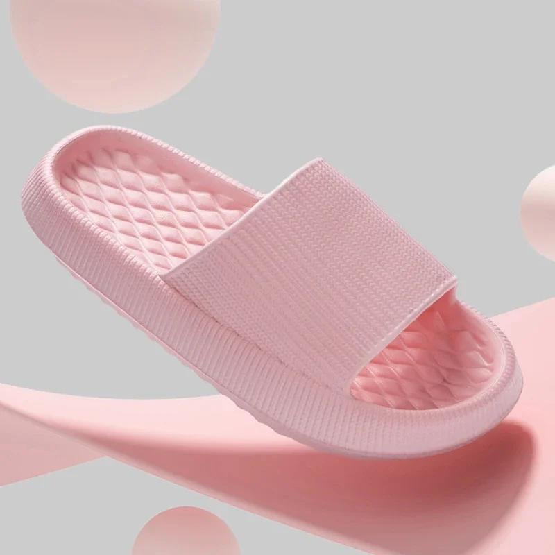 Fashion Platform Cloud Slippers Women Summer 2024 Lightweight Soft Sole Platform Sandalias De Mujer Casual Non-slip Beach Shoes Slides
