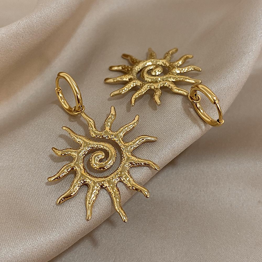 New Trend Women's Earrings Vintage Chic Sun Shaped Pendant Stainless Steel Earrings Statement Golden Fashion Jewlery Gift