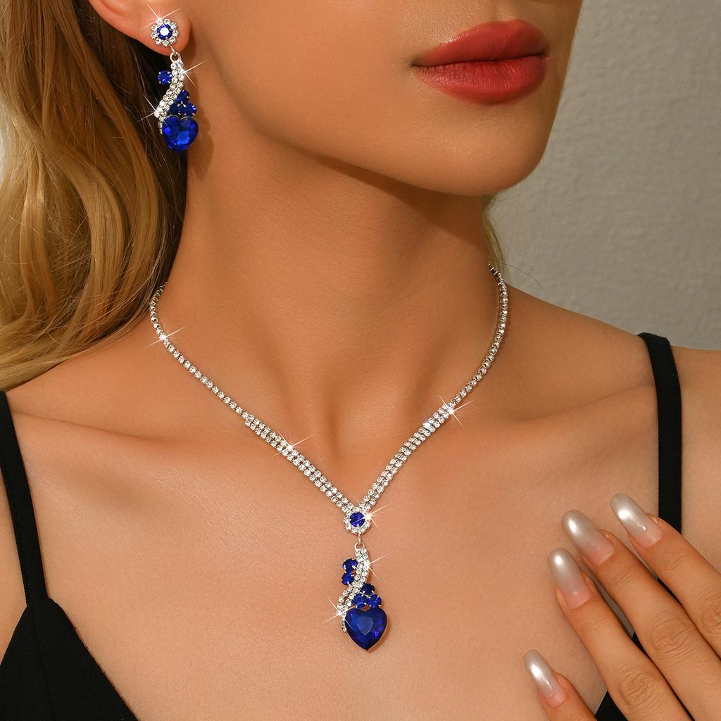 Mit Diamanten besetzte Halskette mit Fransen in Wassertropfenform, Ohrringe, zweiteiliges Set, übertriebenes leichtes Luxustemperament, Schlüsselbeinkette, hochwertiges Gefühl