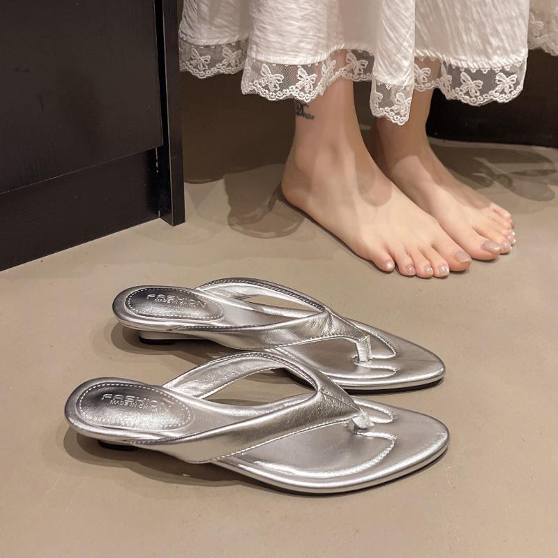 Pointed Toe Mid-heel Cool Slippers Women's Summer Wear New Slope Heel Flip-flops Tide