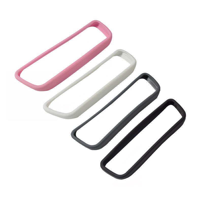 Silicone Rearview Mirror Cover for Tesla: Lightweight, Dirt-Resistant, and Washable.