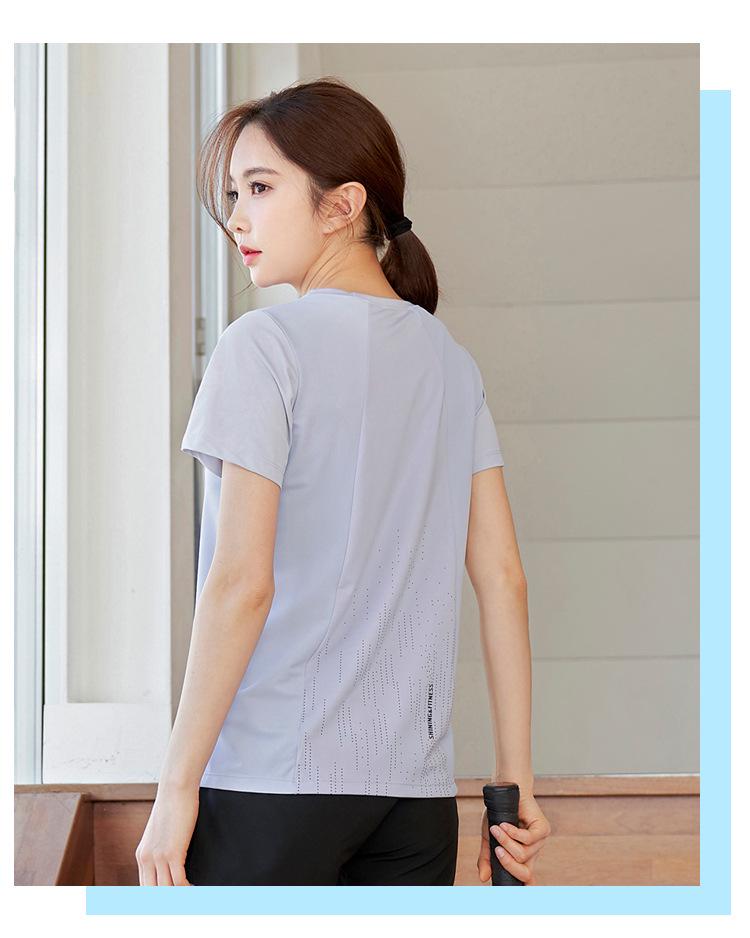 2022 Women's Plus Size Loose Short Sleeve Yoga Fitness Top - Solid Color, Round Neck