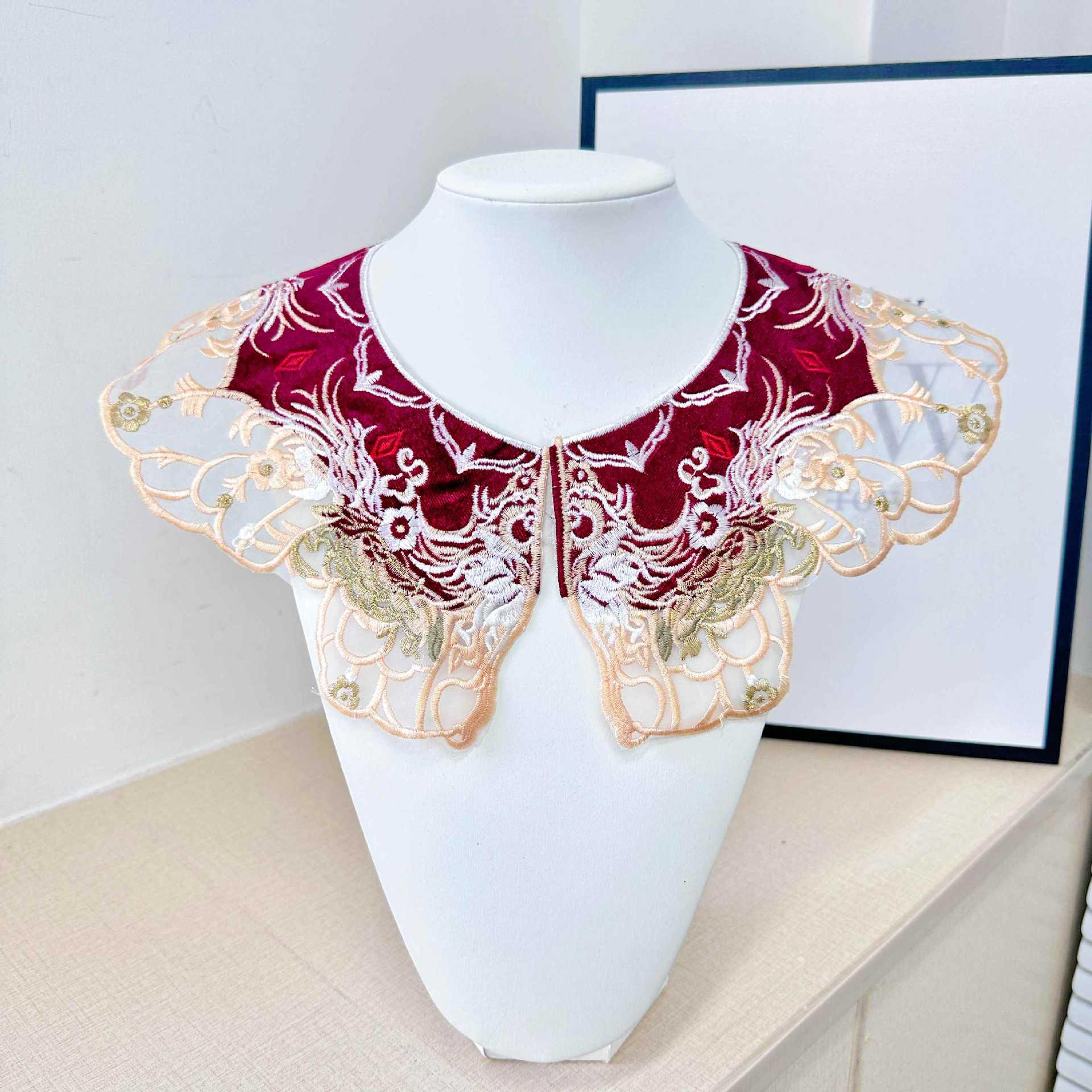 Красное облако, вышитое на плечах, платье ханьфу с юбкой «лошадиное лицо» и цветочным воротником