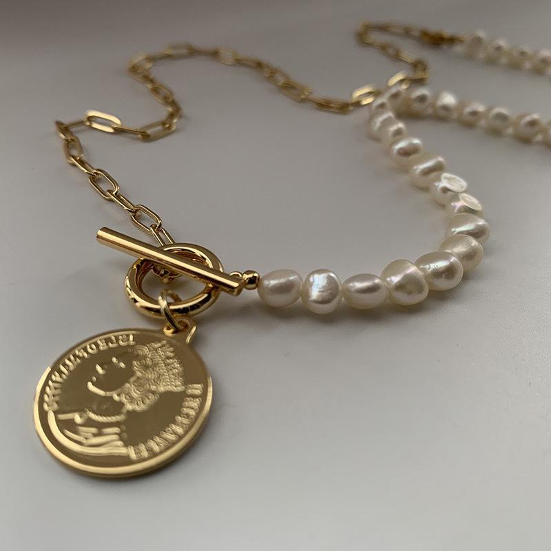 French Retro Freshwater Pearl Portrait Coin Pendant Necklace Korean Personality Versatile Neck Chain Collarbone Chain