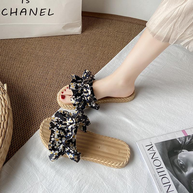 Women Summer Slippers Outer New Fashion Wild Net Red Ins Wind Flowers Holiday Beach Fairy Shoes Lightweight Non-slip Breathable