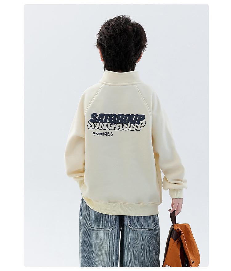 Boys' Velvet Half-Zip Stand Collar Hoodie: 2025 Winter Thickened One-Piece Top for Children