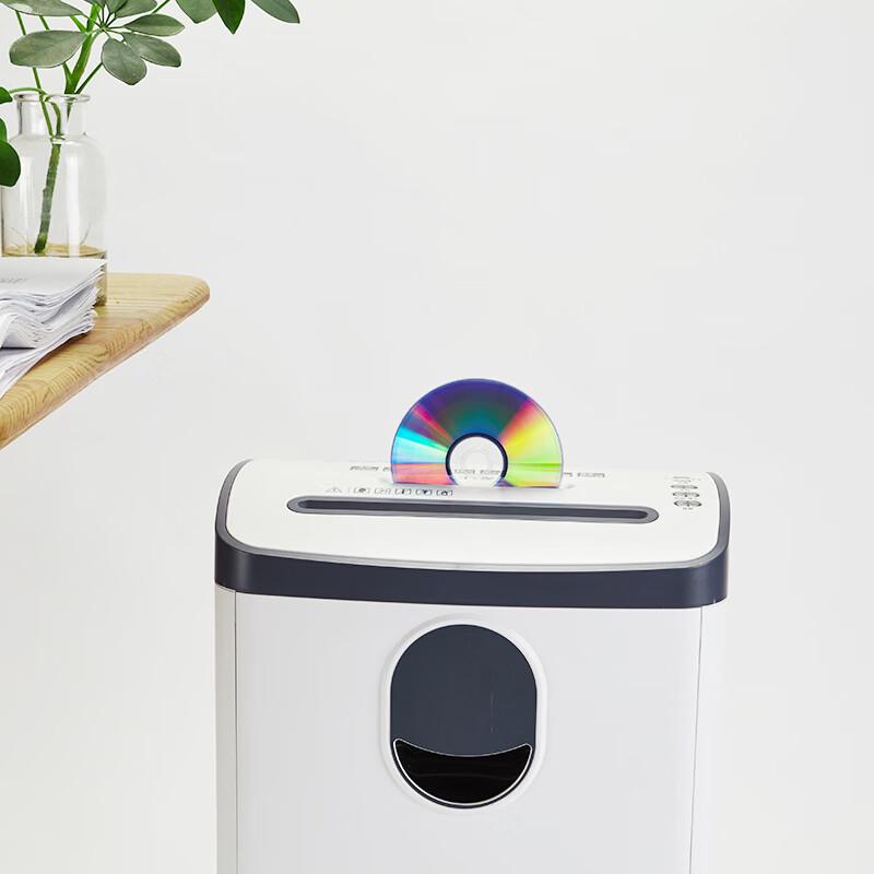 M&G High Security Strip-Cut Paper Shredder AEQ96703 CN plug (adapter included)