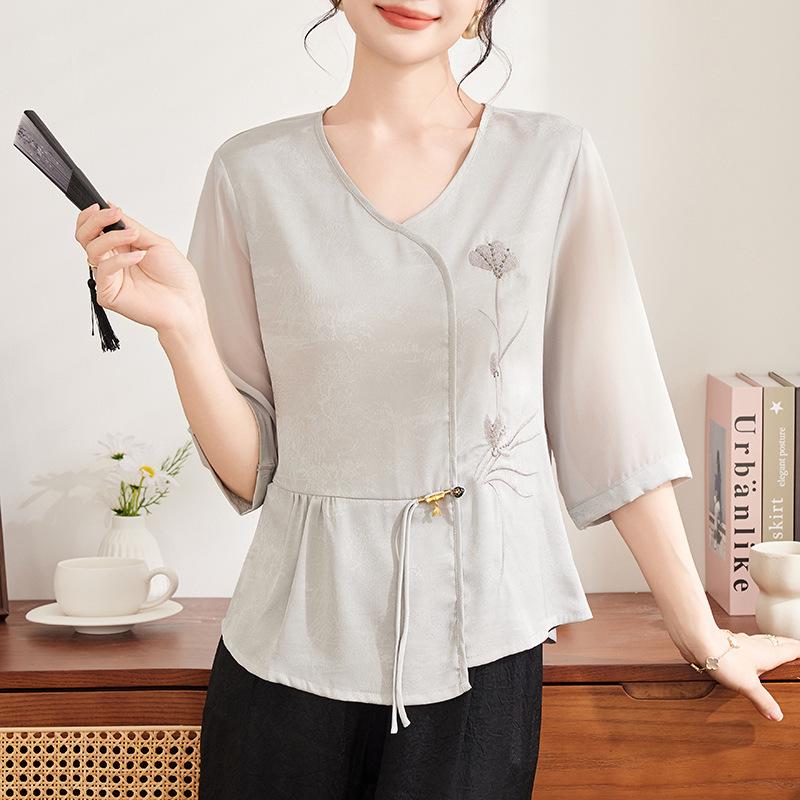 

Elegant Chiffon T-shirt: 2026 Spring/Summer New Arrival for Middle-aged & Elderly Women 4XL серый