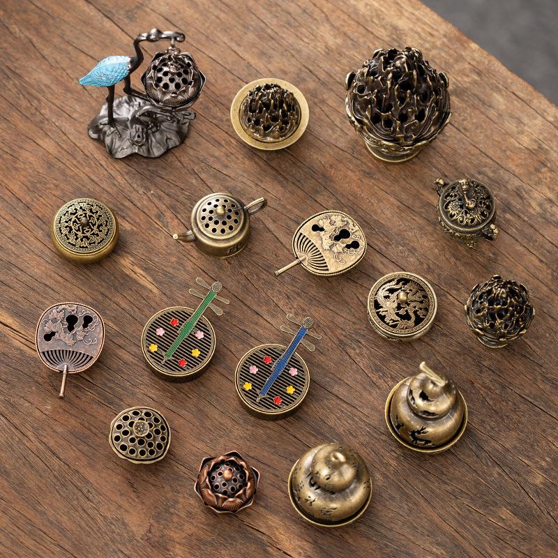 Vertical Incense Burner Mini Alloy Hollow Incense Holder Portable Tabletop Ornament Home Aromatherapy Burner Desk Decoration