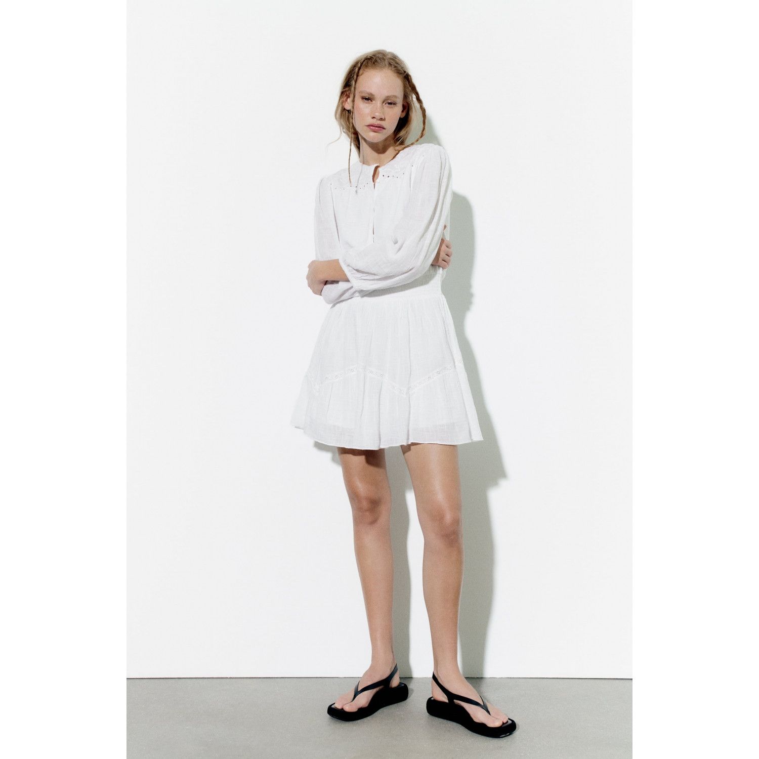 

EMBROIDERED DRESS