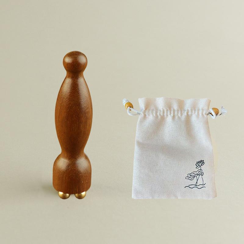 Sandalwood Gua Sha Facial Massage Tool – Lotus Seedpod-Shaped Sticks for Skin Care and Facial Physiotherapy