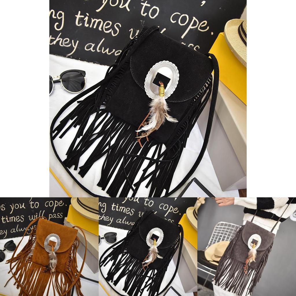 Bohemian Feather Tassel Shoulder Bag With Polyester Lining For Casual Outings