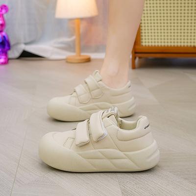 Încălțăminte pentru femei – Adidaşi