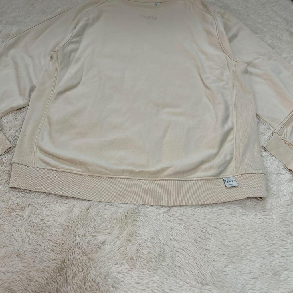 [USED] NOICE Sweatshirt Worn by BTS V