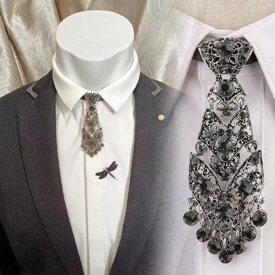 Metal Diamond Studded Small Tie, Fashionable and Personalized Cocktail Party Decoration Tie