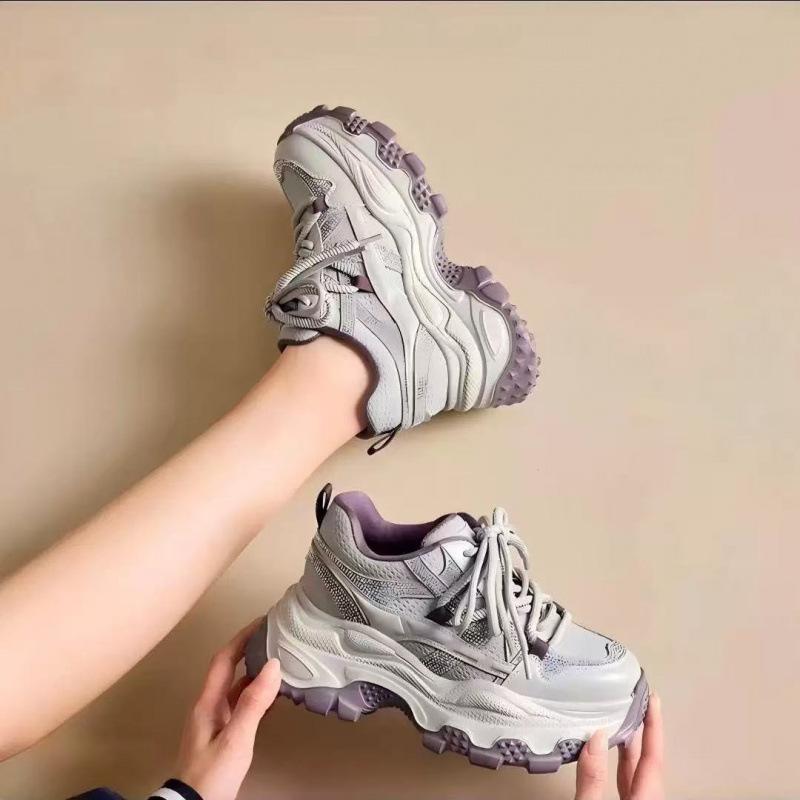 Anti-slip Shoes with Built-in Height Increase, Soft and Comfortable, New Style, Thick Sole, Casual Shoes