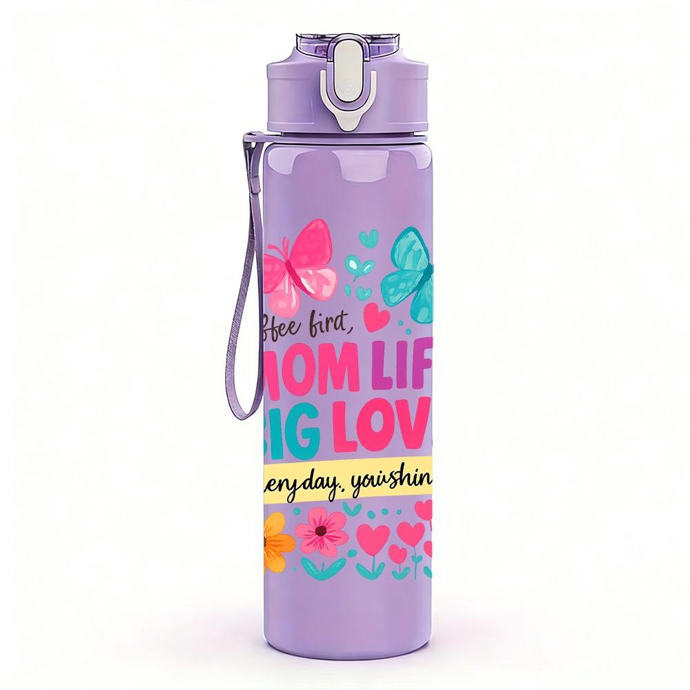 1PC Mom Life Big Love Butterfly Pattern 750ml Color Plastic Sports Water Bottle Leakproof Flip Straw Lid Suitable for Sports Office Home Use