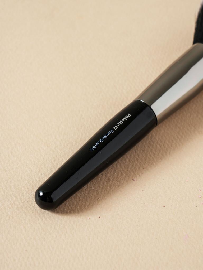 Palette 17 Soft Powder Makeup Brush