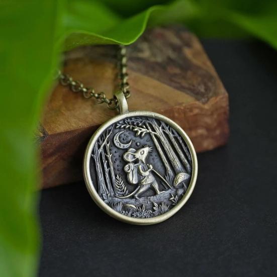 Collana con Pendente Luna Foresta Animale Viaggiatore nella Foresta Pendente Collana Stile Retrò Gioiello Regalo per Amanti della Natura